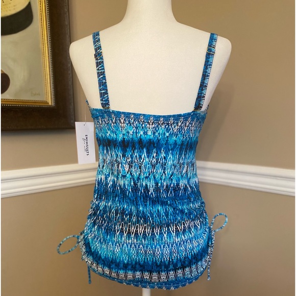 Tankin Top - Picture 2 of 7